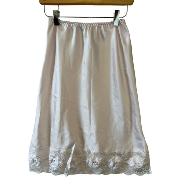 Vintage pale pink lace trimmed half slip S - Picture 1 of 7